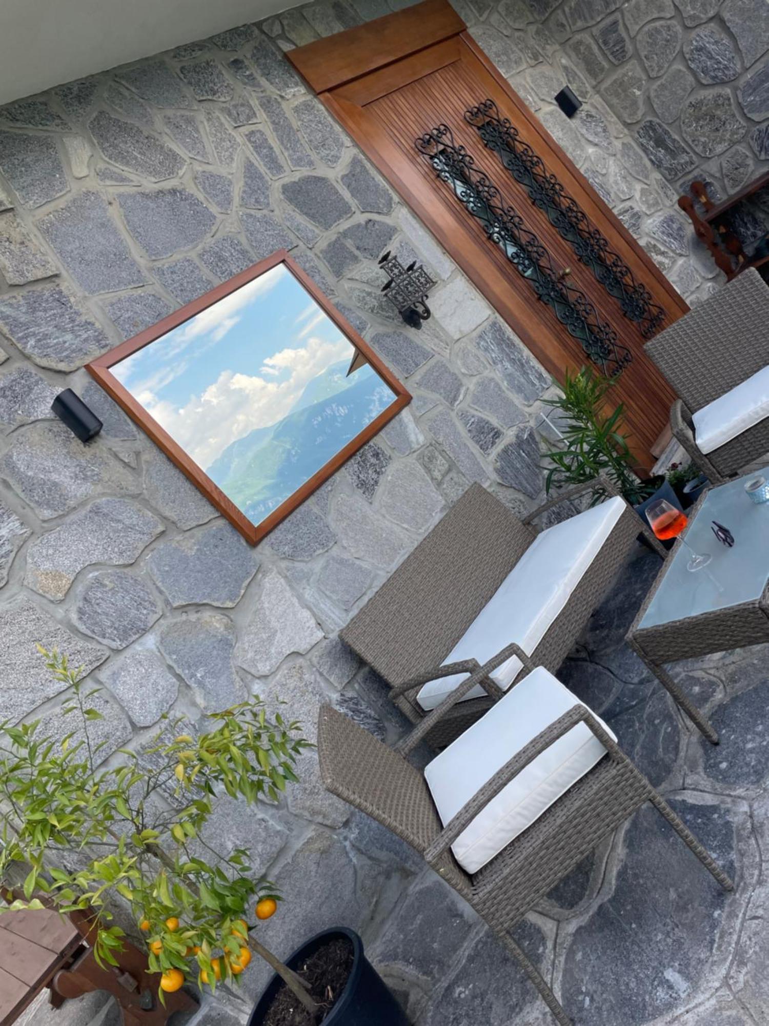 Villa D'Alba Guest House Civenna Exterior foto